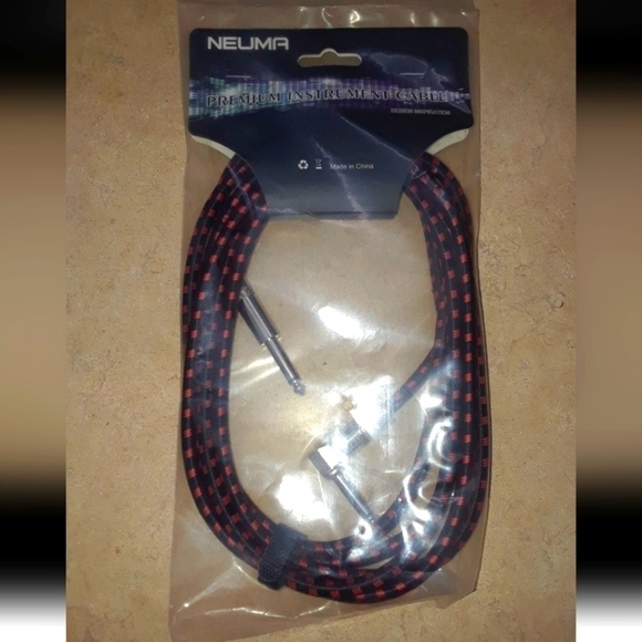 None Other - Premium Instrument Cable